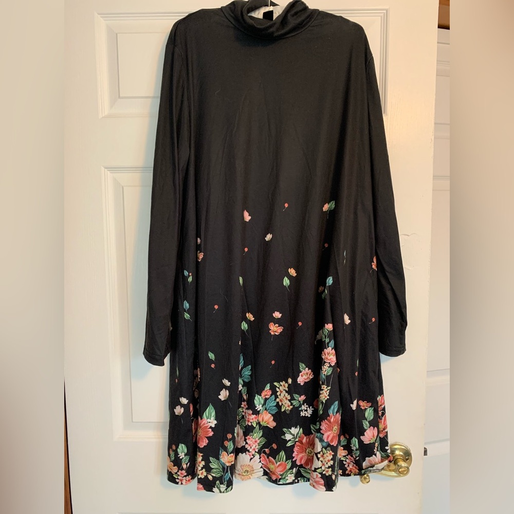 GUC Emery Rose black flowered print turtleneck dress size XL